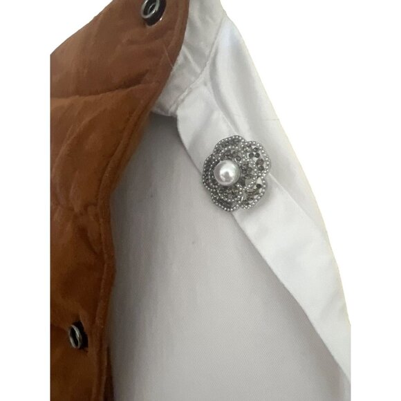 Shiny Faux Pearls Rhinestones Floral Shape Pin Small Brooch Silver Tone - Picture 8 of 8